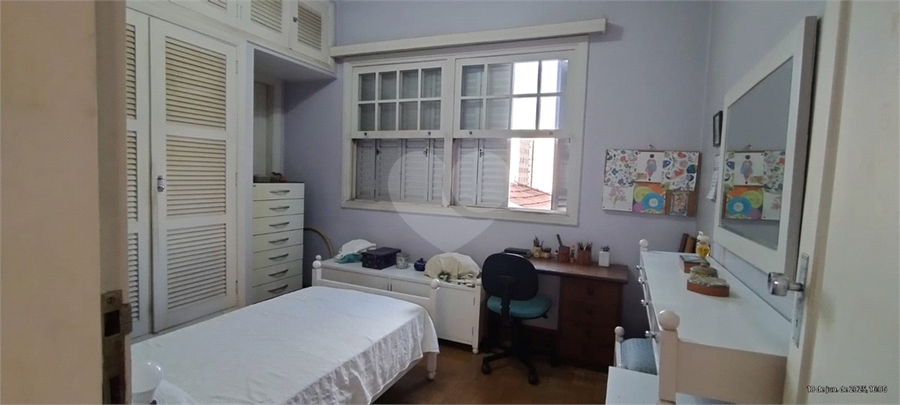 Foto REO1103982