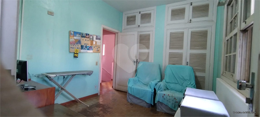 Foto REO1103982
