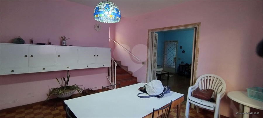 Foto REO1103982