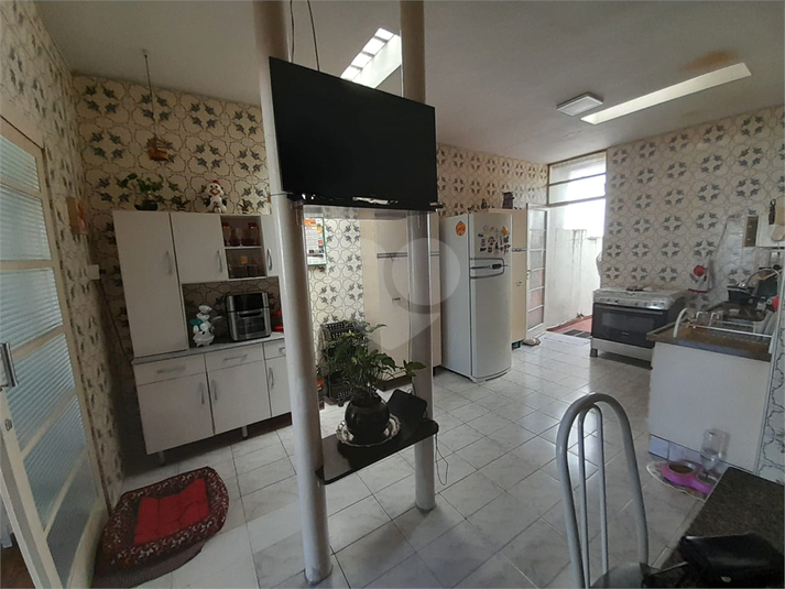 Foto REO1103984