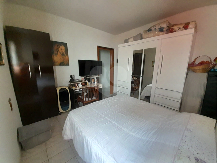 Foto REO1103984