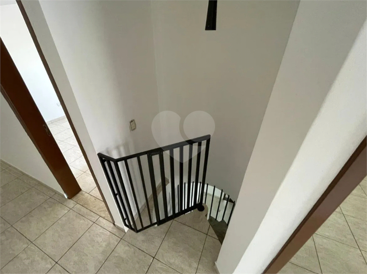 Foto REO1103989