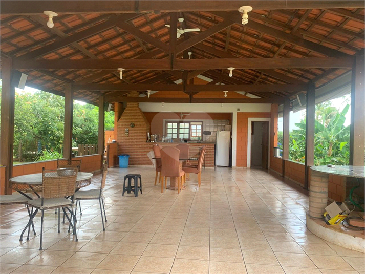 Foto REO1103995