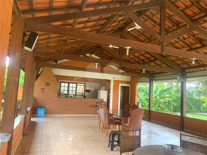 Foto REO1103995