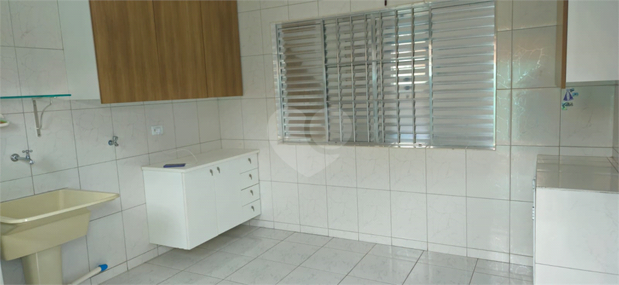 Foto REO1104076