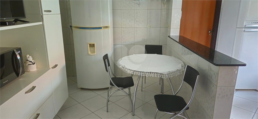 Foto REO1104076