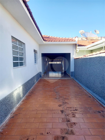 Foto REO1104083