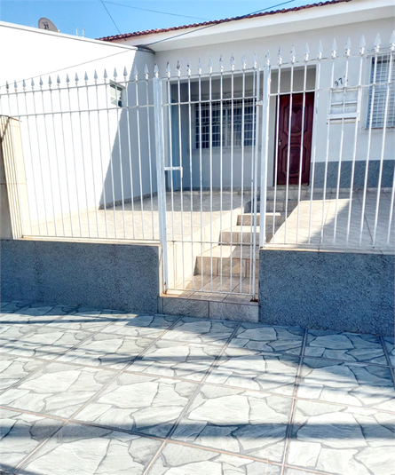 Foto REO1104083