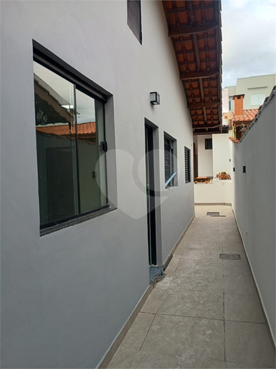 Foto REO1104117