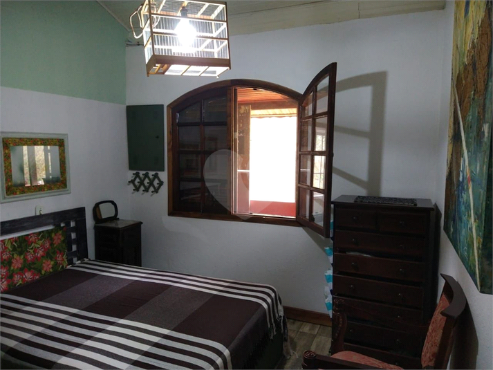 Foto REO1104131