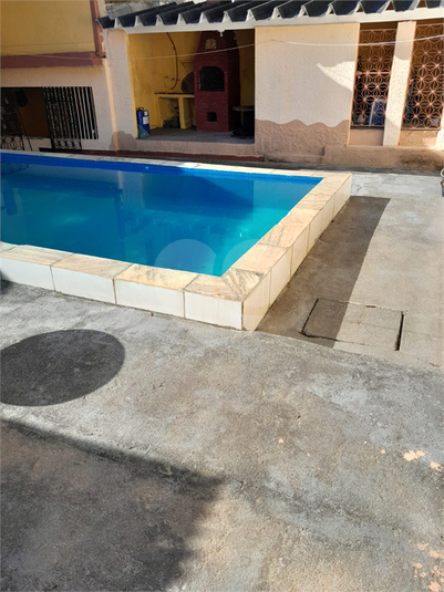 Foto REO1104134