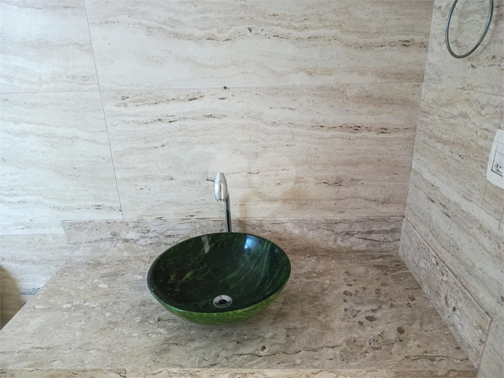 Foto REO1104156