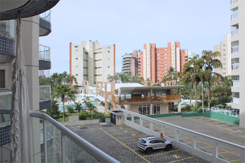 Foto REO1104162