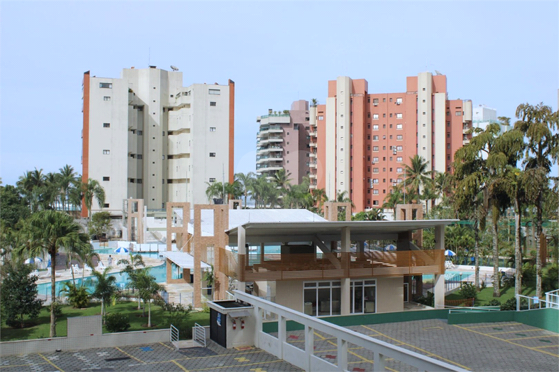 Foto REO1104162