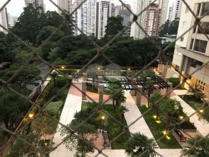 Foto REO1104178