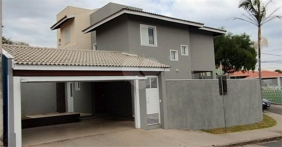 Foto REO1104185