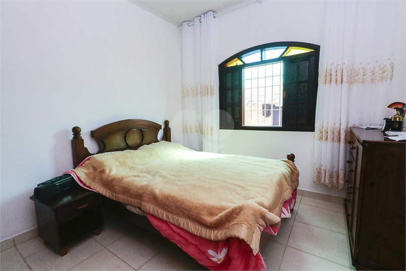 Foto REO1104187