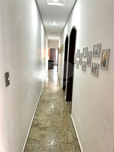 Foto REO1104200