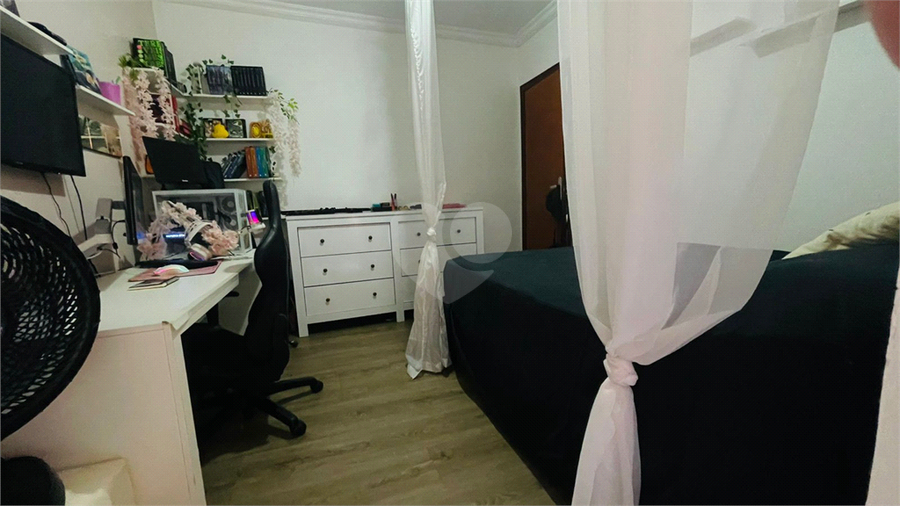 Foto REO1104221