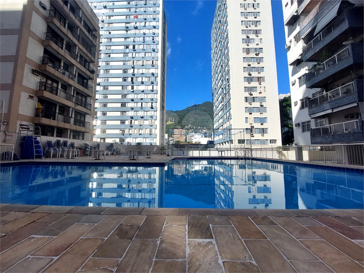 Foto REO1104229