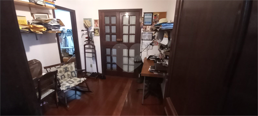 Foto REO1104230