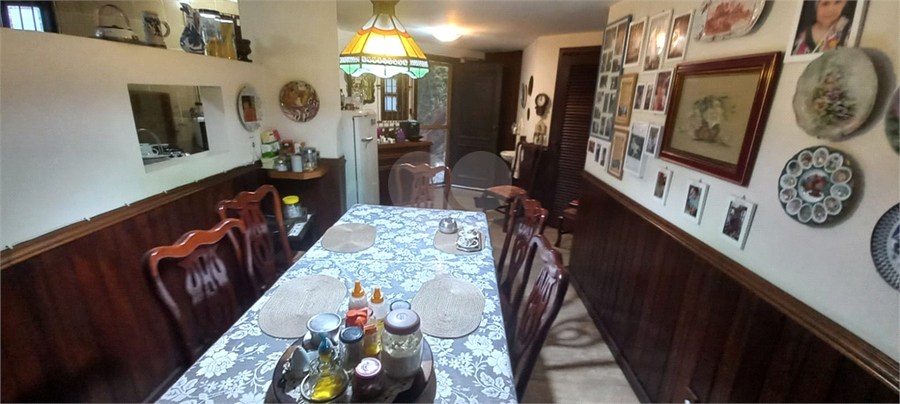 Foto REO1104230