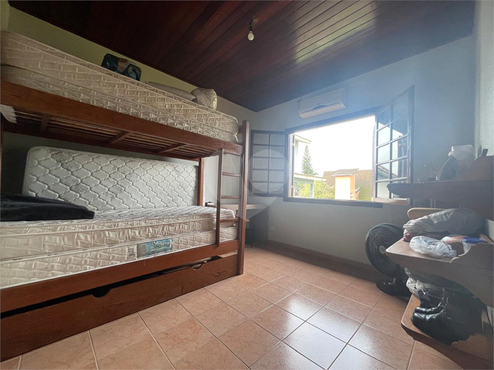 Foto REO1104246