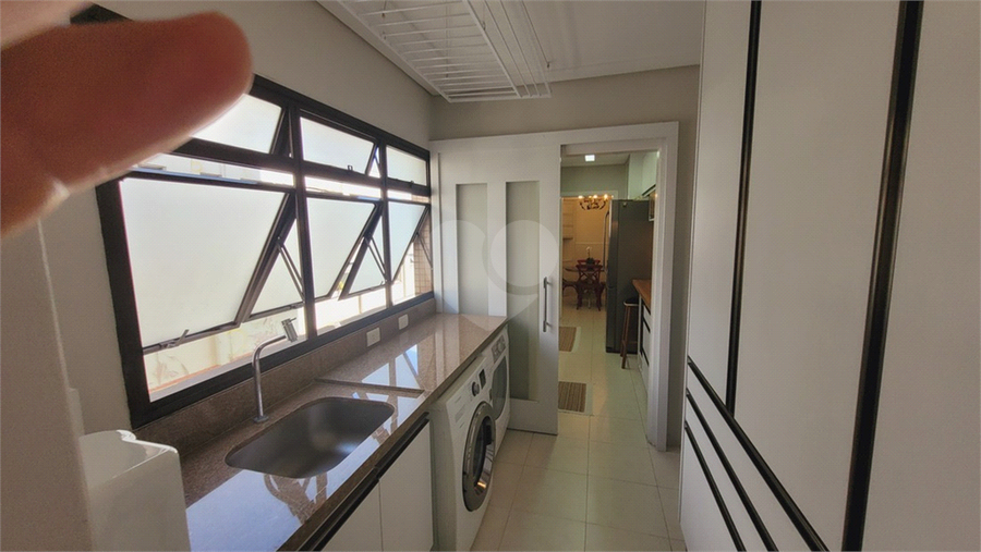 Foto REO1104251