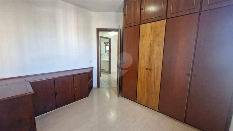 Foto REO1104257