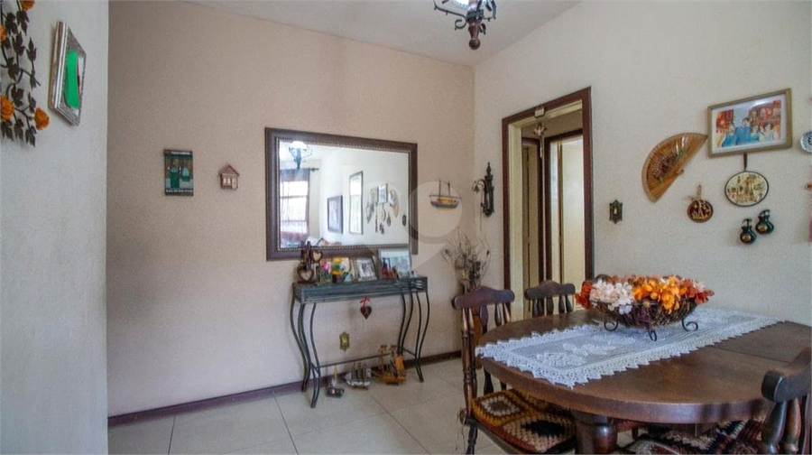 Foto REO1104260
