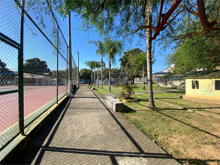 Foto REO1104262
