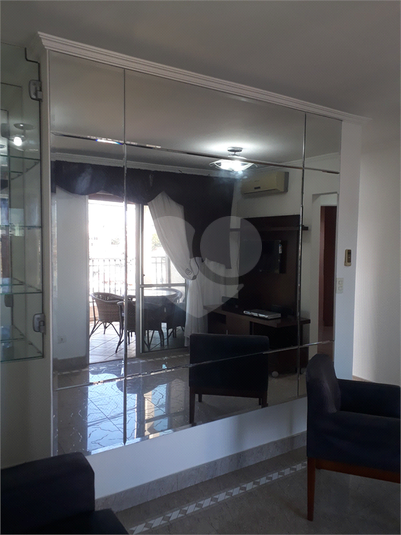 Foto REO1104270