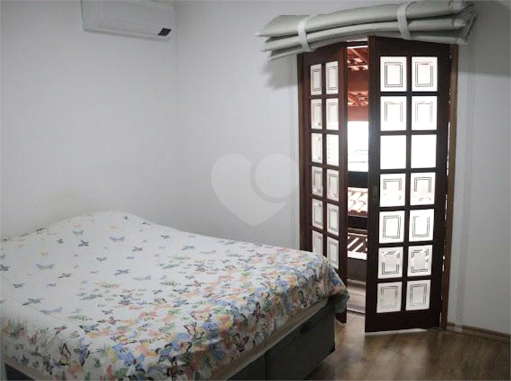 Foto REO1104275