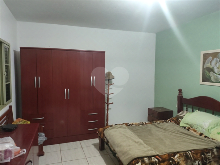 Foto REO1104281