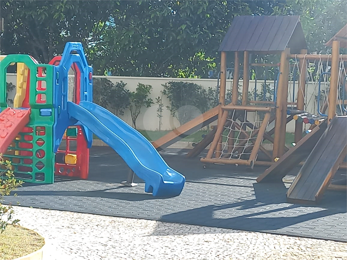 Foto REO1104284