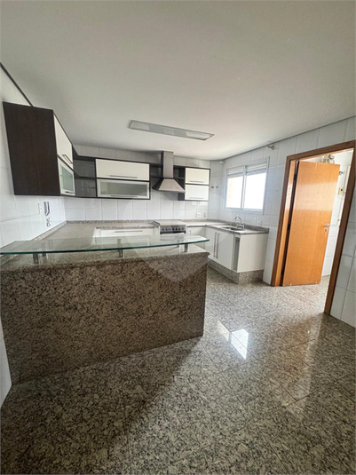 Foto REO1104288