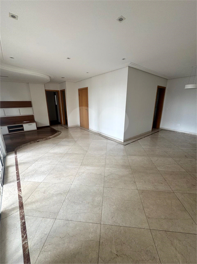 Foto REO1104288