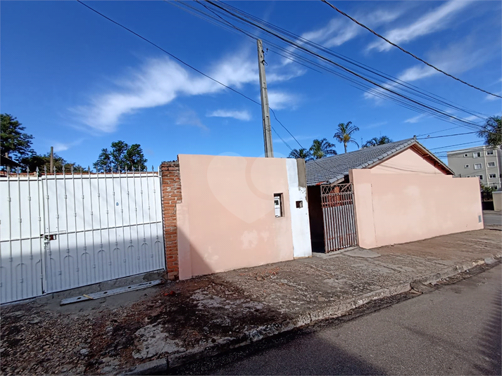 Foto REO1104291