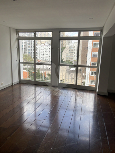 Foto REO1104327