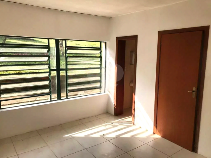Foto REO1104332