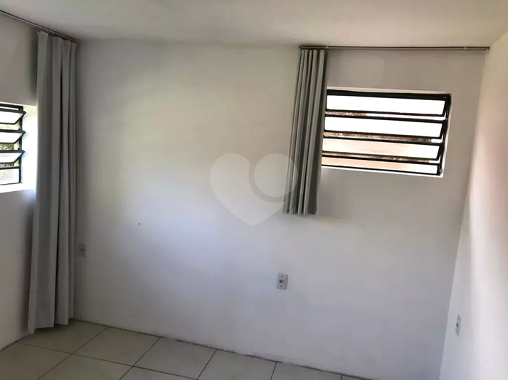Foto REO1104332