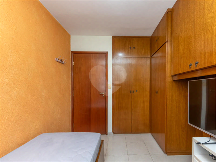 Foto REO1104333