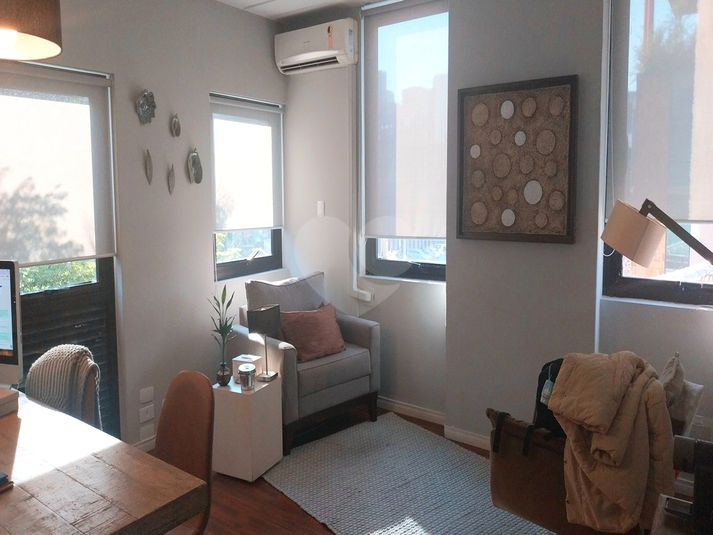 Foto REO1104350