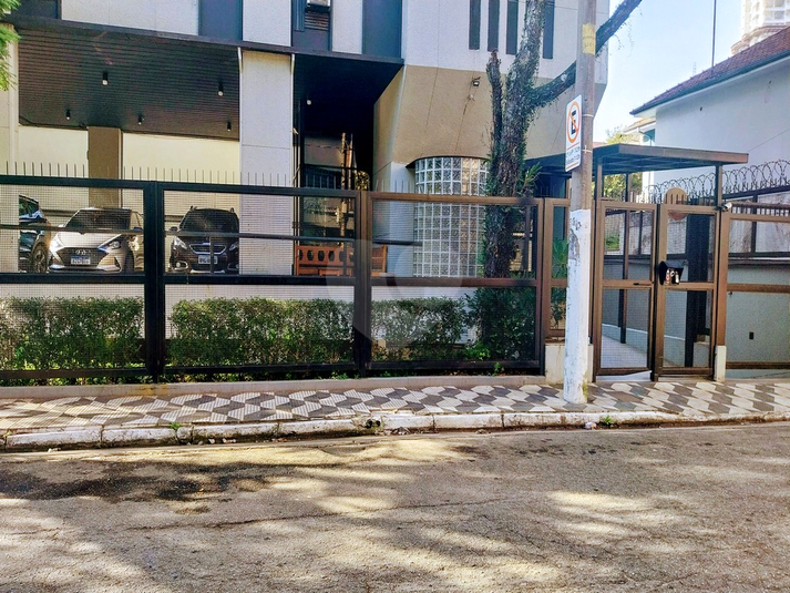 Foto REO1104350