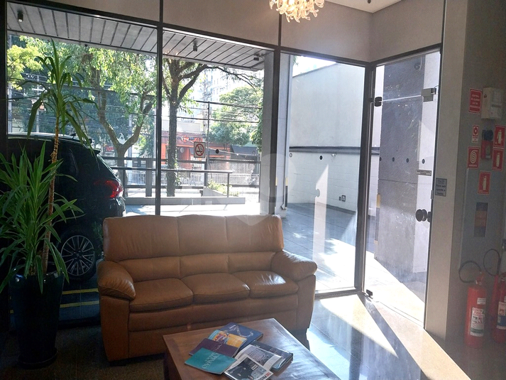 Foto REO1104350