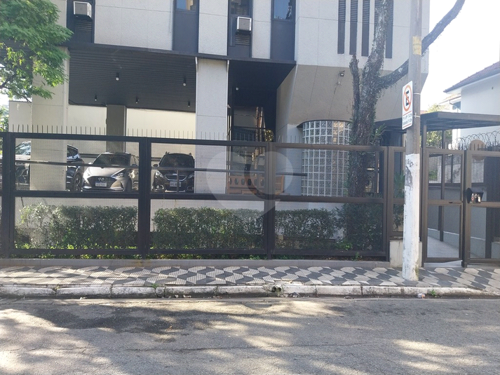 Foto REO1104350