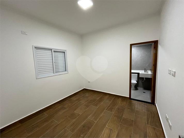 Foto REO1104351
