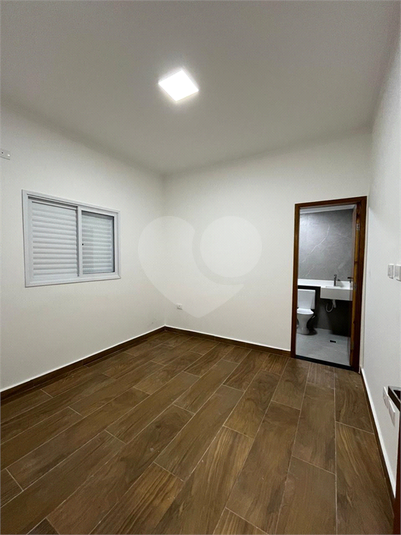 Foto REO1104351