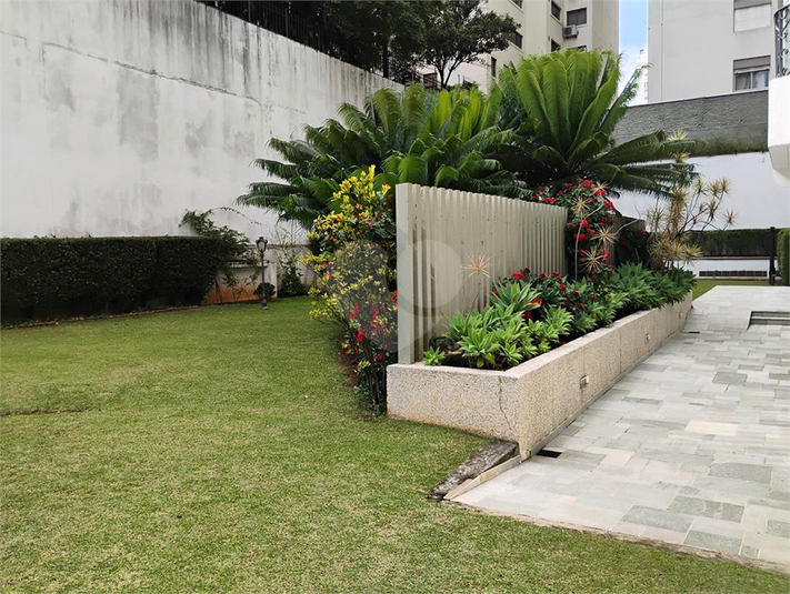 Foto REO1104352