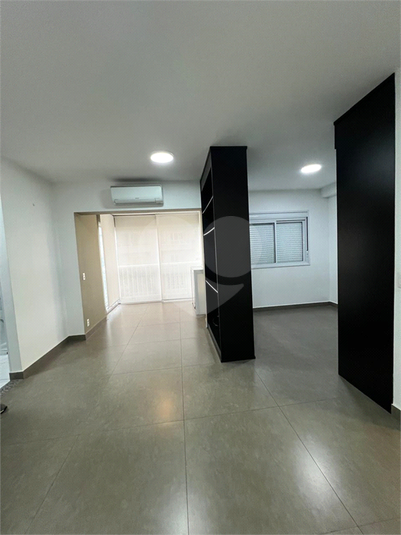 Foto REO1104353